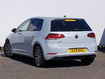 Used Volkswagen Golf 2018 for sale - 78361240: Photo