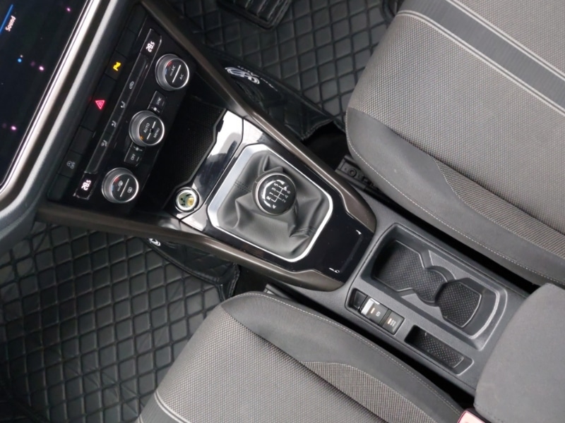 Used Volkswagen T-Roc 2019 for sale - 76465204: Photo 11