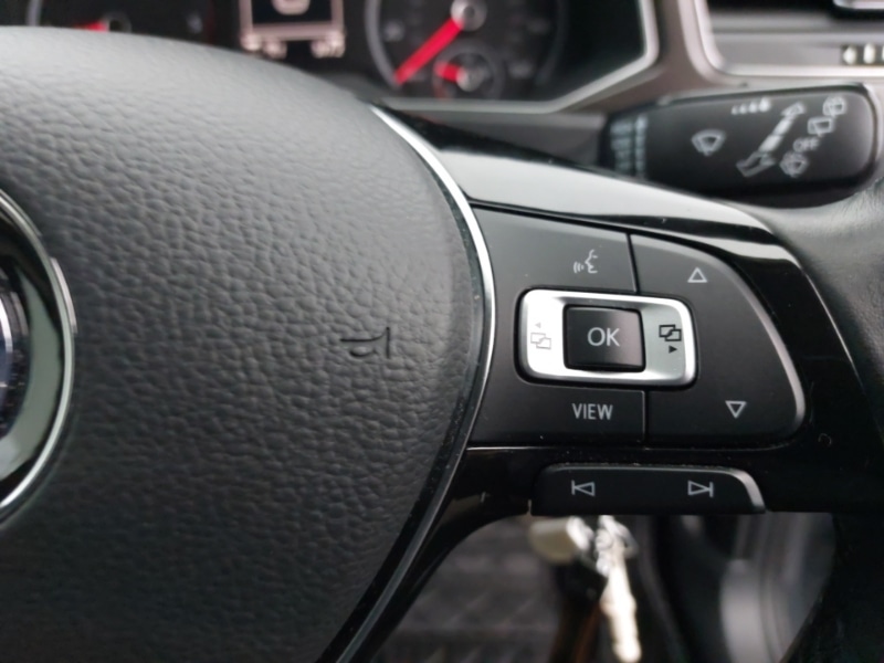 Used Volkswagen T-Roc 2019 for sale - 76465204: Photo 19