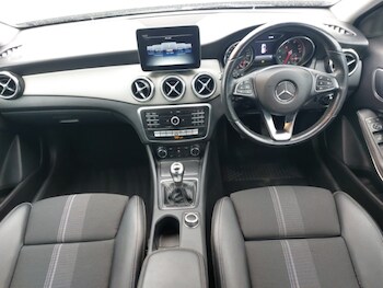 Used Mercedes-Benz GLA 2019 for sale - 78259420: Photo