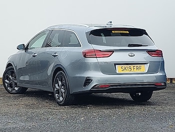 Used Kia Ceed 2019 for sale - 76523953: Photo