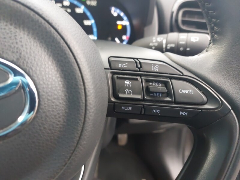 Used Toyota Yaris Cross 2022 for sale - 76763938: Photo 19