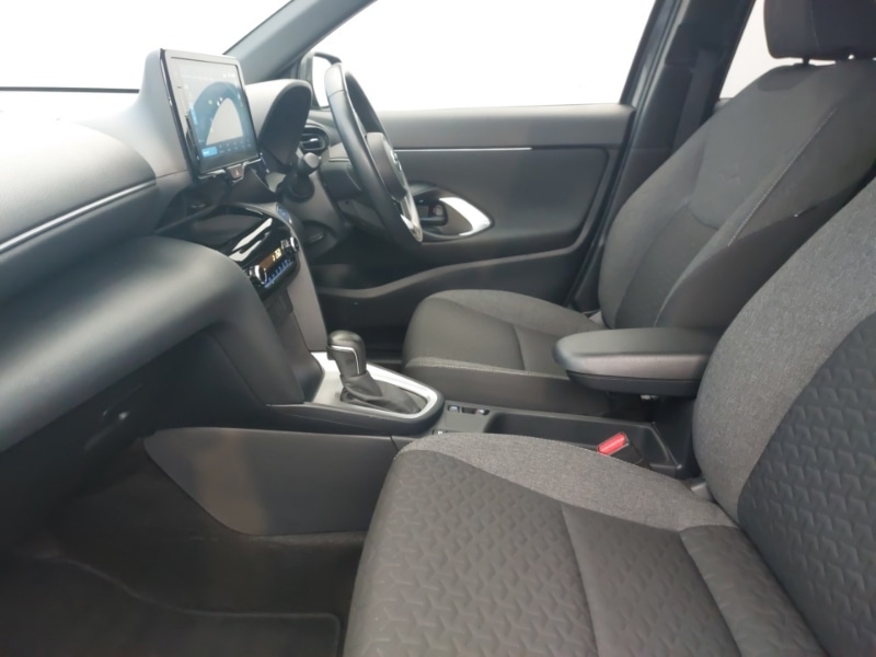 Used Toyota Yaris Cross 2022 for sale - 76763938: Photo 5