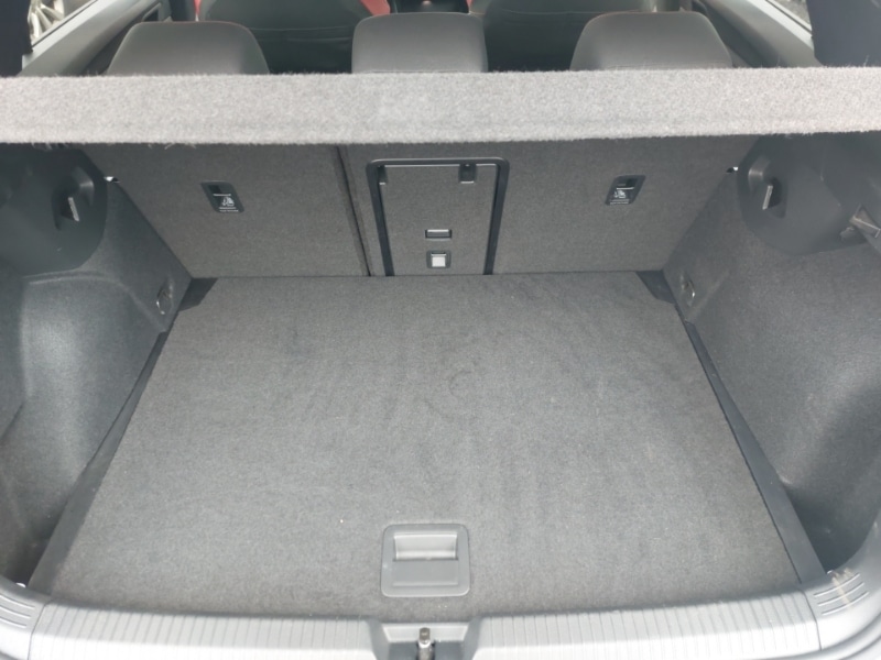Used Volkswagen Golf 2024 for sale - 76150464: Photo 8