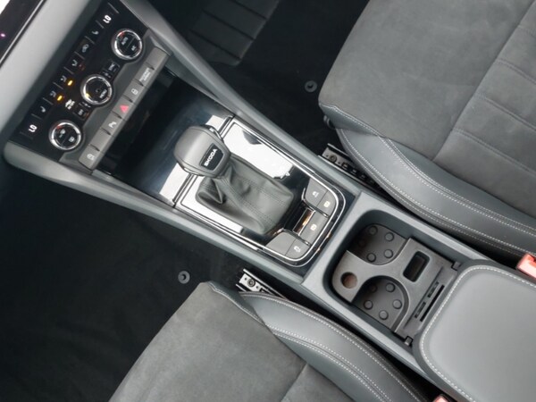 Used Skoda Karoq 2024 for sale - 76150732: Photo 11