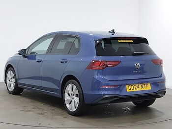 Used Volkswagen Golf 2024 for sale - 76465207: Photo