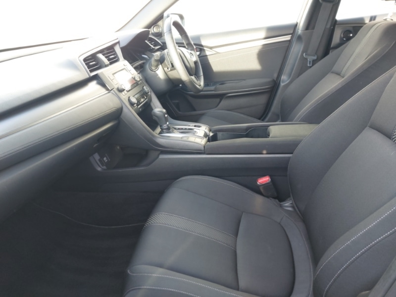 Used Honda Civic 2019 for sale - 76362226: Photo 5