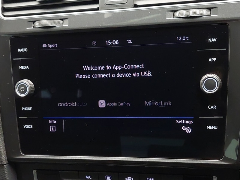 Used Volkswagen Golf 2017 for sale - 77664409: Photo 16