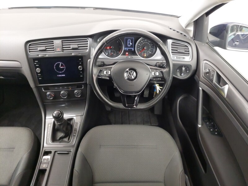 Used Volkswagen Golf 2017 for sale - 77664409: Photo 7