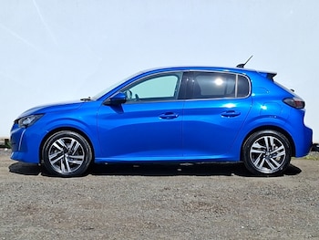 Used Peugeot 208 2021 for sale - 79286264: Photo