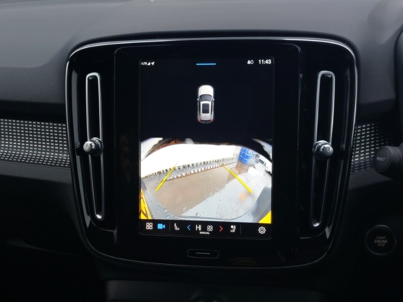 Used Volvo XC40 2025 for sale - 76589276: Photo 17