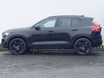 Used Volvo XC40 2025 for sale - 76589276: Photo