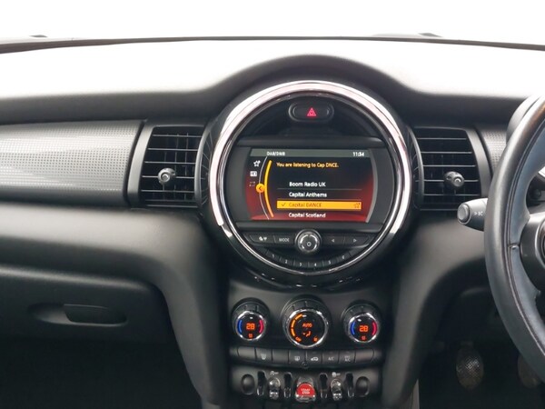 Used MINI Hatch 2018 for sale - 76166110: Photo 10