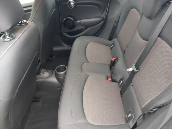 Used MINI Hatch 2018 for sale - 76166110: Photo 6