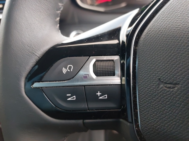 Used Peugeot 208 2022 for sale - 77047278: Photo 18