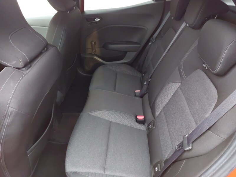 Used Renault Clio 2020 for sale - 77544473: Photo 6