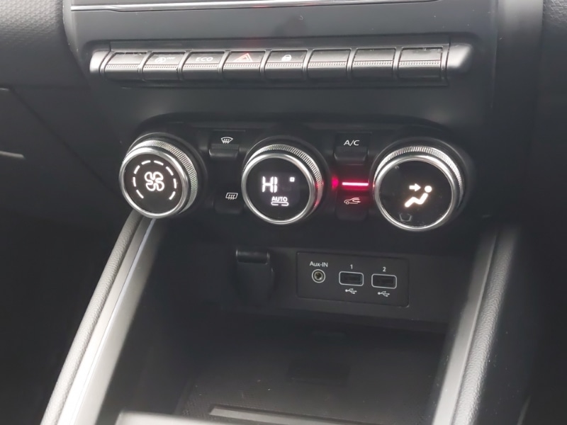 Used Renault Clio 2021 for sale - 77439302: Photo 18