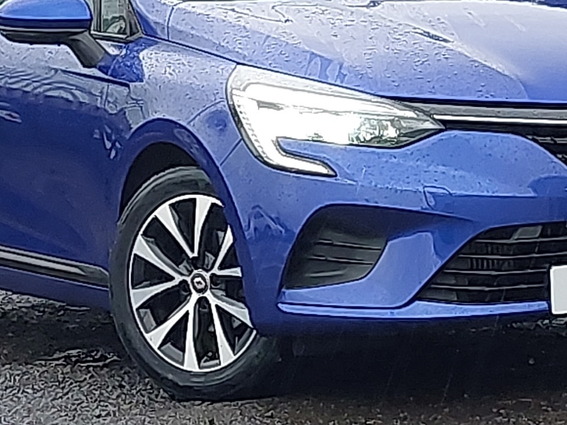 Used Renault Clio 2021 for sale - 77439302: Photo 9