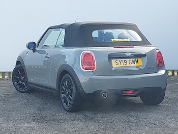 Used MINI Convertible 2019 for sale - 78355599: Photo