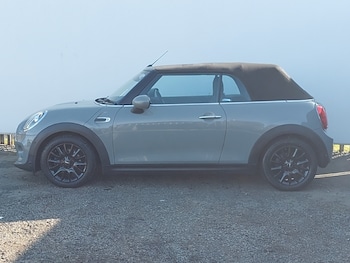 Used MINI Convertible 2019 for sale - 78355599: Photo