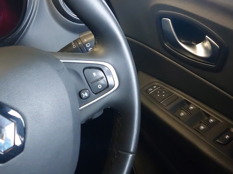 Used Renault Captur 2018 for sale - 77585313: Photo 19