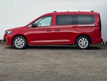 Used Ford Tourneo Connect 2023 for sale - 79517396: Photo