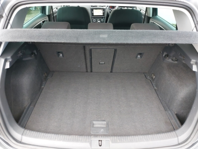 Used Volkswagen Golf 2019 for sale - 76314176: Photo 8