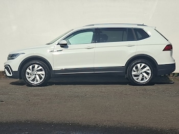 Used Volkswagen Tiguan Allspace 2023 for sale - 79618421: Photo