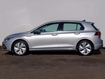 Used Volkswagen Golf 2024 for sale - 74240804: Photo