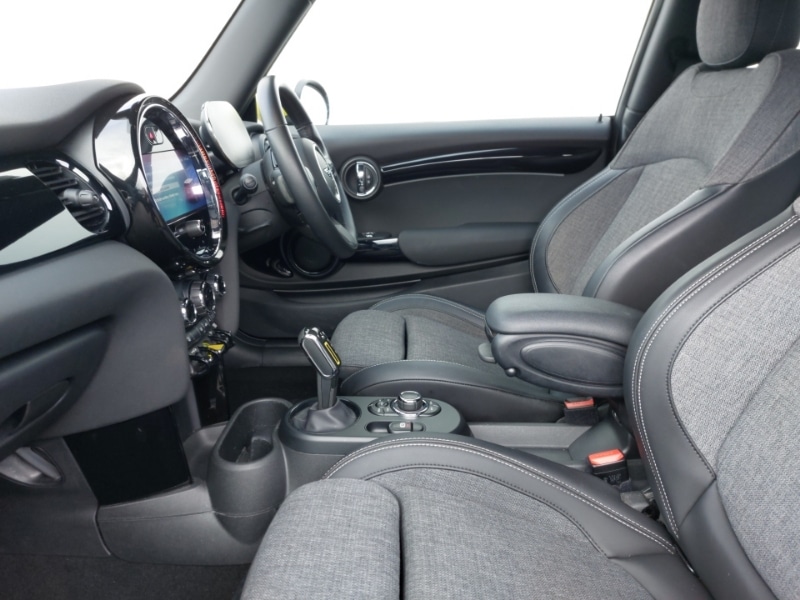 Used MINI Hatch 2021 for sale - 77822917: Photo 5