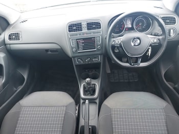 Used Volkswagen Polo 2015 for sale - 78634582: Photo