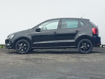 Used Volkswagen Polo 2015 for sale - 78634582: Photo