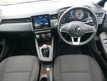 Used Renault Clio 2021 for sale - 77694780: Photo