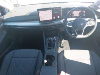 Used Volkswagen Golf 2024 for sale - 74753123: Photo