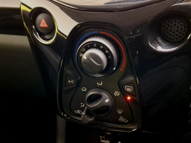 Used Toyota AYGO 2016 for sale - 77664253: Photo 17