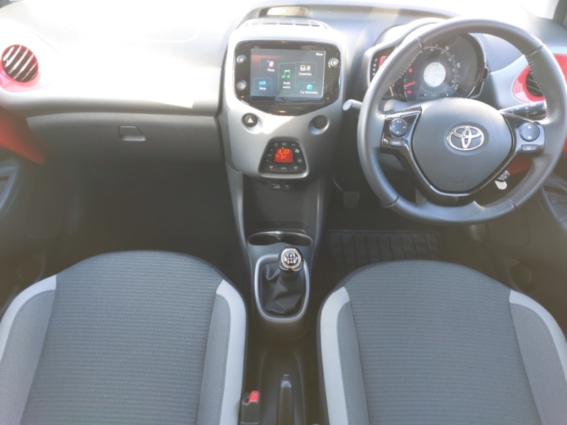 Used Toyota AYGO 2020 for sale - 77736353: Photo 2