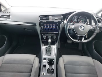 Used Volkswagen Golf 2019 for sale - 77731796: Photo