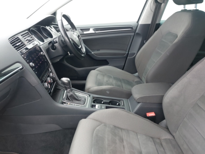 Used Volkswagen Golf 2019 for sale - 77731796: Photo 5