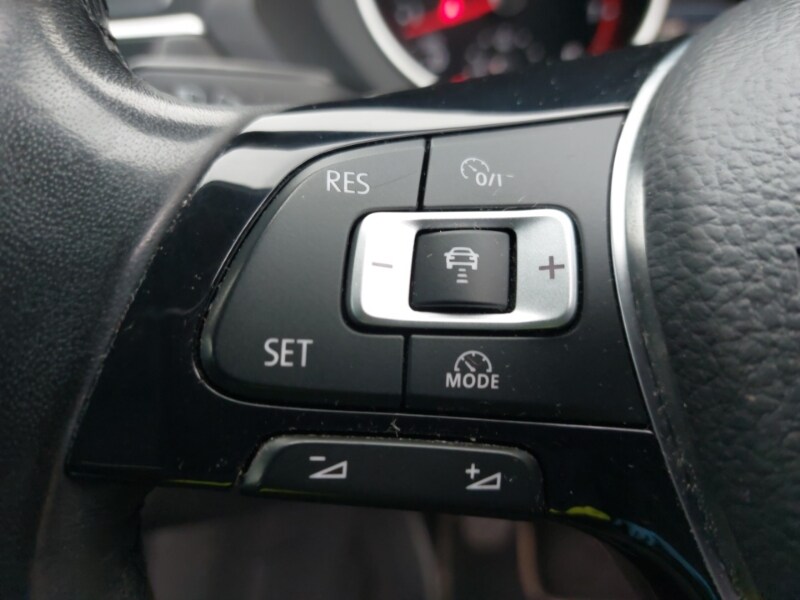 Used Volkswagen Tiguan 2018 for sale - 77716675: Photo 18