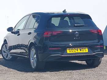 Used Volkswagen Golf 2024 for sale - 74753150: Photo