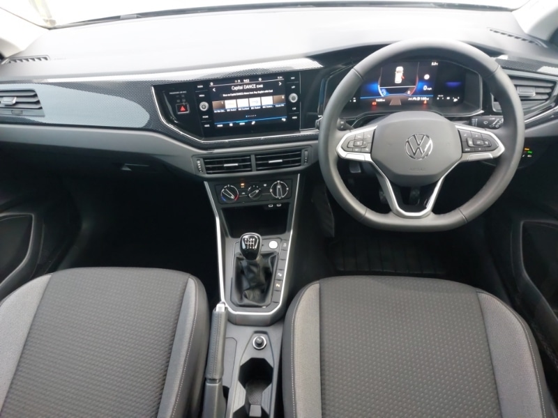 Used Volkswagen Taigo 2024 for sale - 76947427: Photo 2