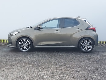 Used Toyota Yaris 2022 for sale - 75305603: Photo