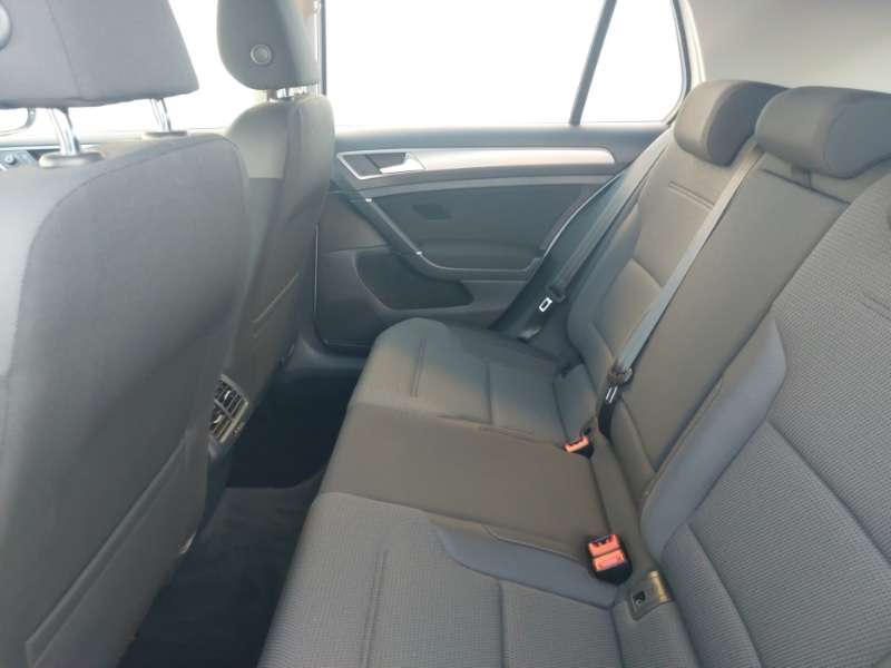 Used Volkswagen Golf 2015 for sale - 77141956: Photo 6