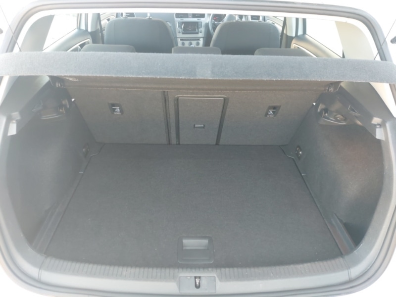 Used Volkswagen Golf 2015 for sale - 77141956: Photo 8