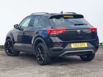 Used Volkswagen T-Roc 2021 for sale - 74860411: Photo
