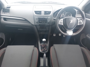 Used Suzuki Swift 2015 for sale - 78634579: Photo