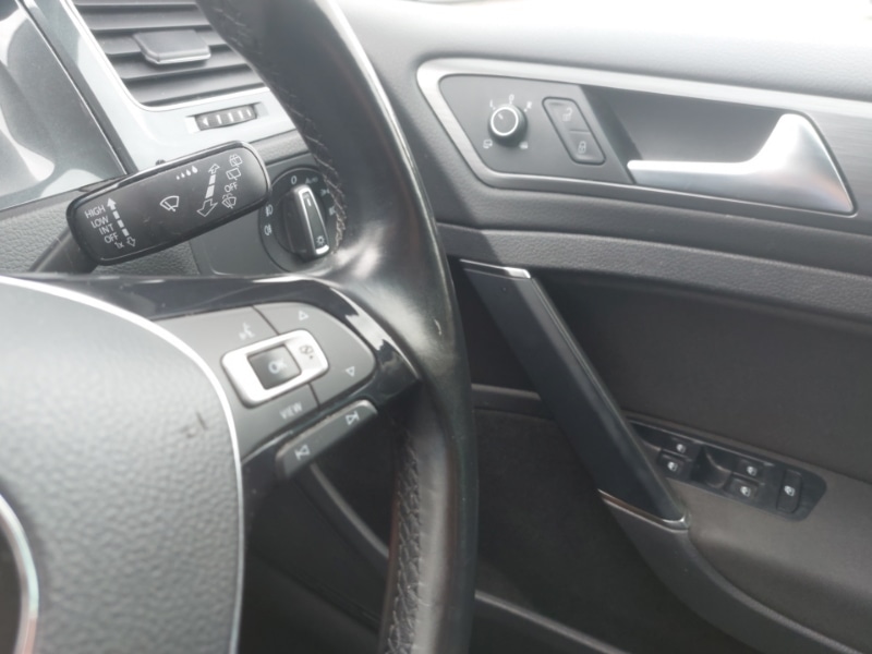 Used Volkswagen Golf 2019 for sale - 76145545: Photo 19