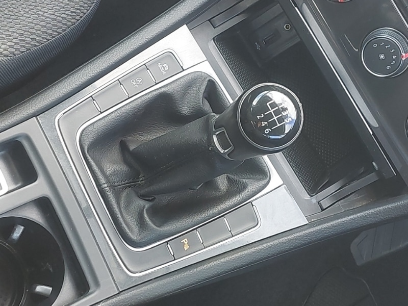 Used Volkswagen Golf 2018 for sale - 78079750: Photo 11