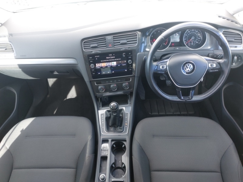 Used Volkswagen Golf 2018 for sale - 78079750: Photo 2