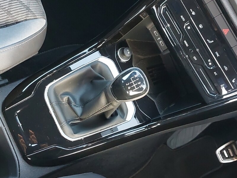 Used Volkswagen T-Roc 2025 for sale - 77689704: Photo 11